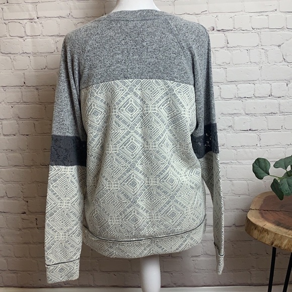 Knox Rose Lace Raglan Pullover - Picture 9 of 14